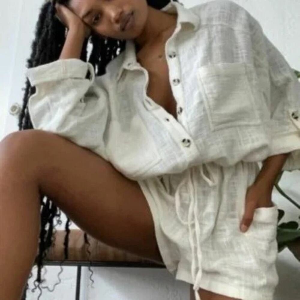 Summer Vacation Gauzy Ivory Lightweight Cotton Romper Short Urban Outfitters- S